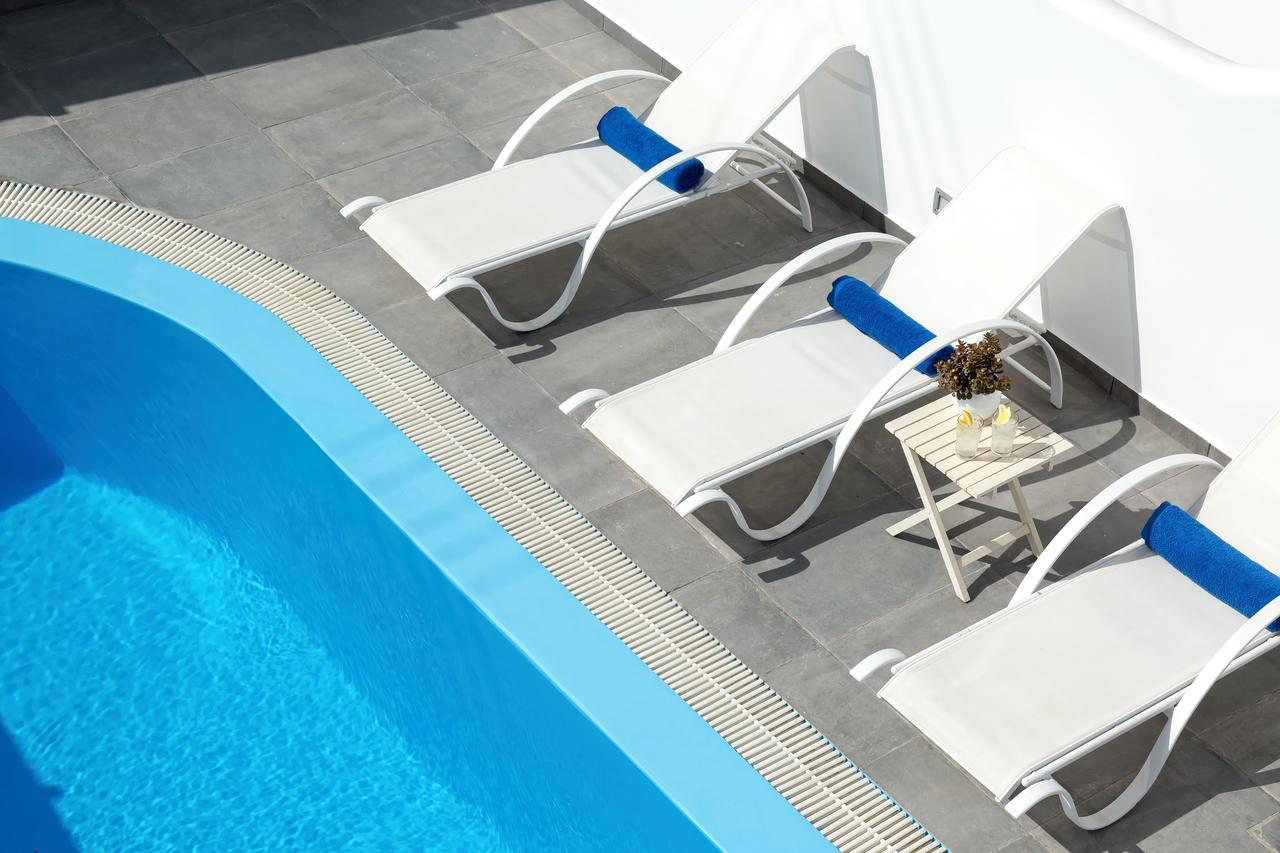 Santorini Blue Senses Villas เมซาเรีย ภายนอก รูปภาพ