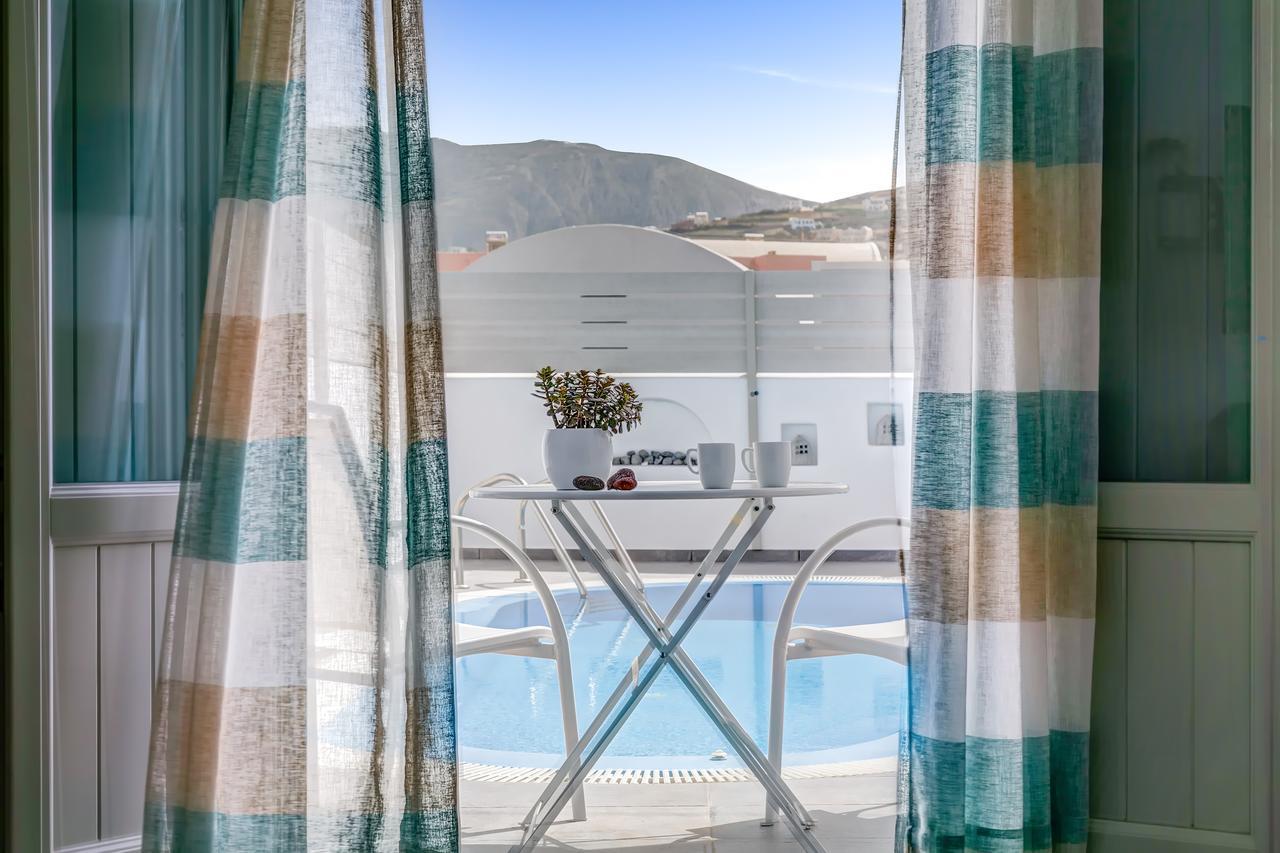Santorini Blue Senses Villas เมซาเรีย ภายนอก รูปภาพ