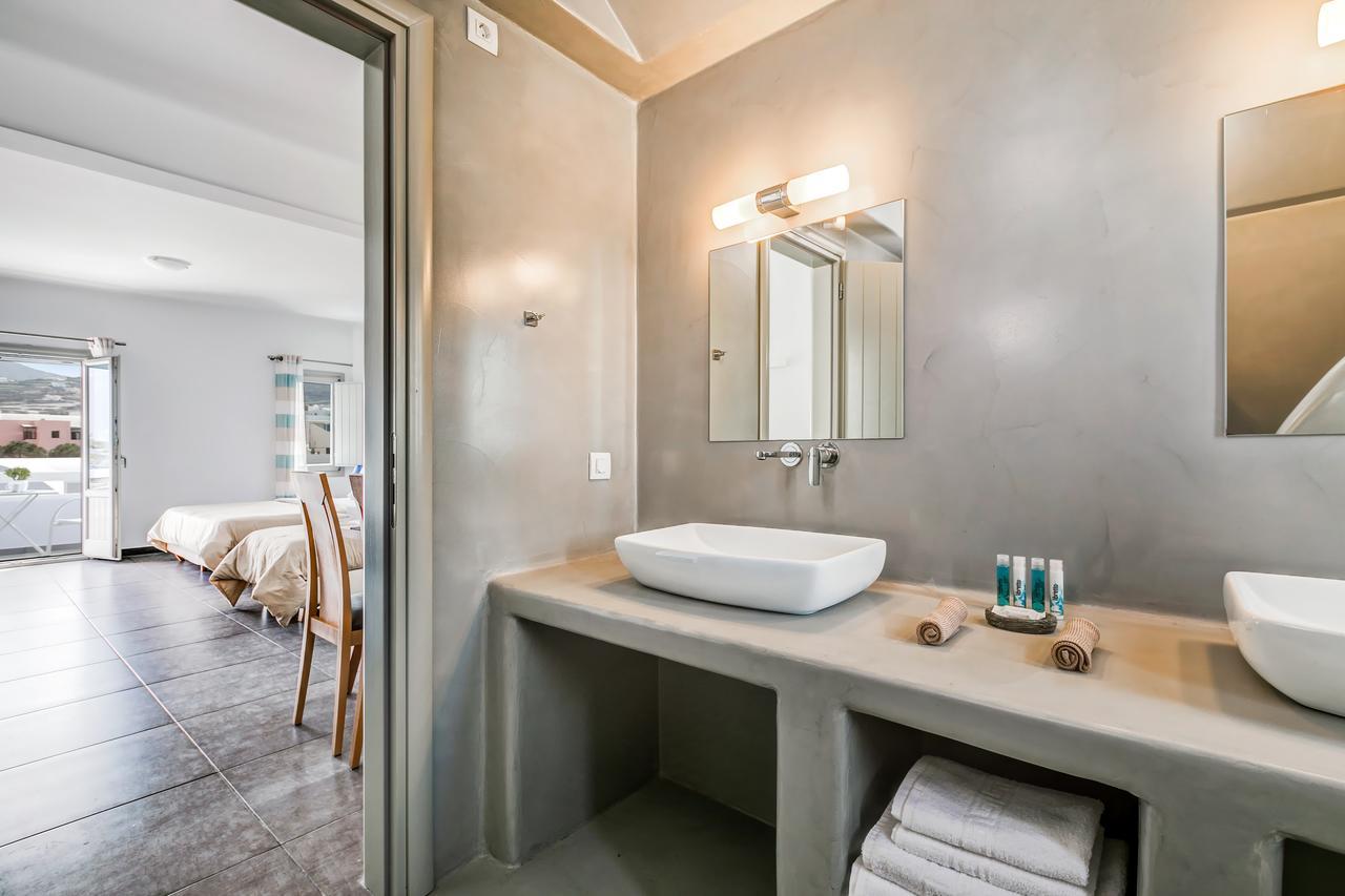 Santorini Blue Senses Villas เมซาเรีย ภายนอก รูปภาพ