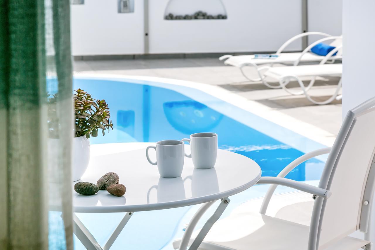 Santorini Blue Senses Villas เมซาเรีย ภายนอก รูปภาพ